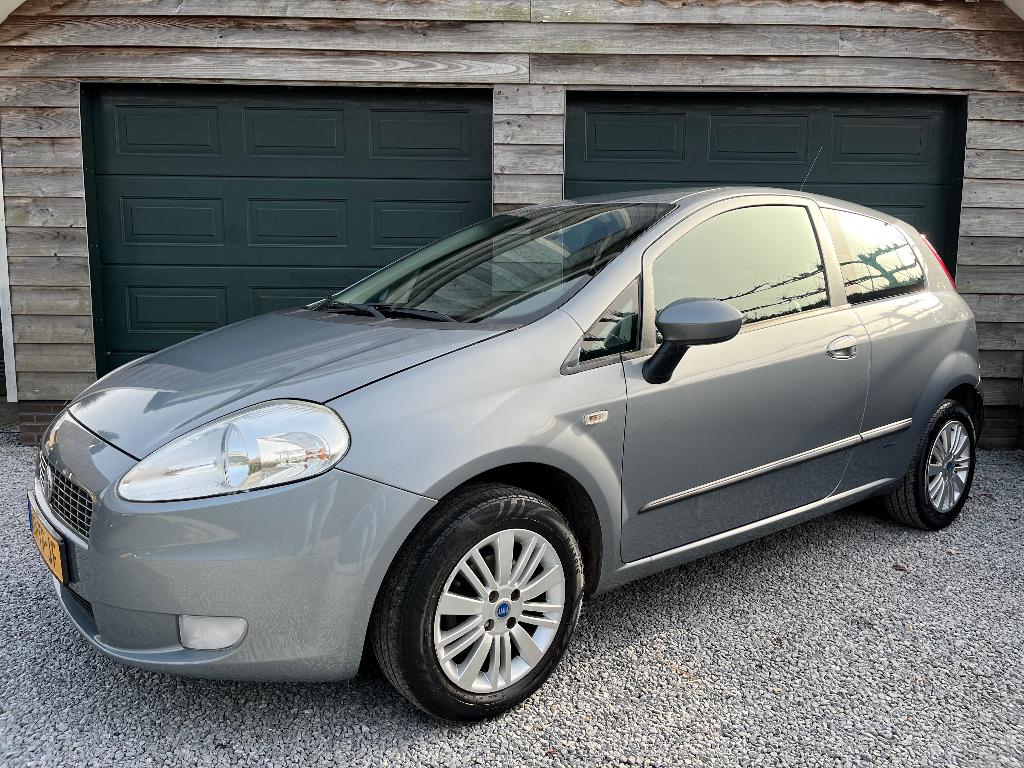 Fiat Punto 1.4 3-deurs Edizione Prima. PDC achter. Climate c, Auto's, Fiat, Voorwielaandrijving, Stof, 40 €/maand, 4 cilinders