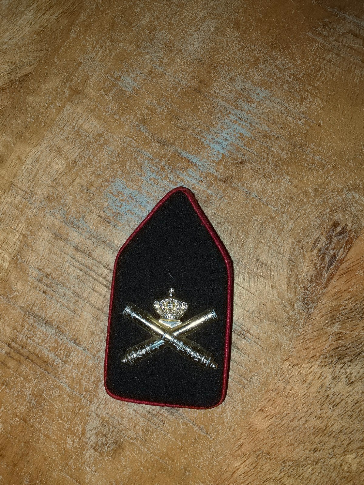 Originele Kraagspiegel Korps Veldartillerie KL, Verzamelen, Ophalen of Verzenden, Landmacht, Nederland, Embleem of Badge