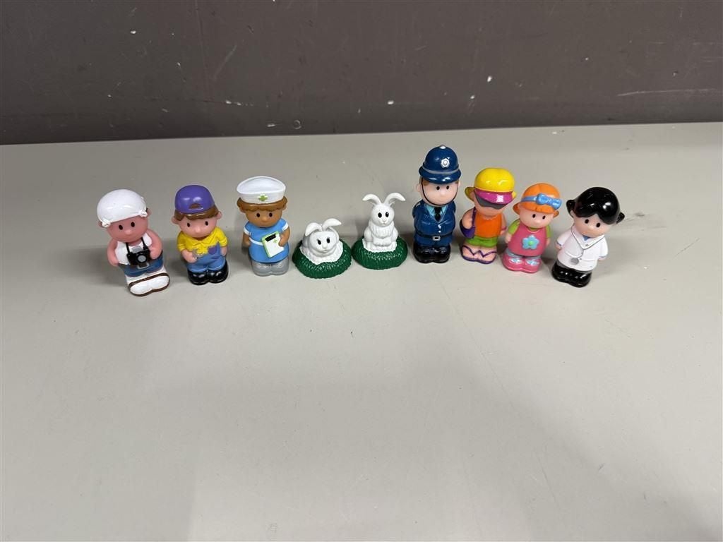 Happyland figuren 9 stuks - poltie dieren dokter etc, Ophalen of Verzenden, Zo goed als nieuw