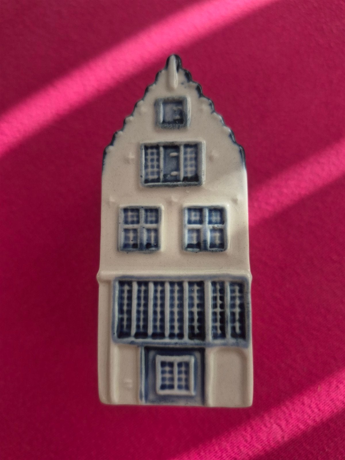 Bols Delfts Blauw Grachtenhuisje nr 50- Verzegeld en Gevuld, Ophalen of Verzenden, Nieuw, Porselein, Beeldje(s)