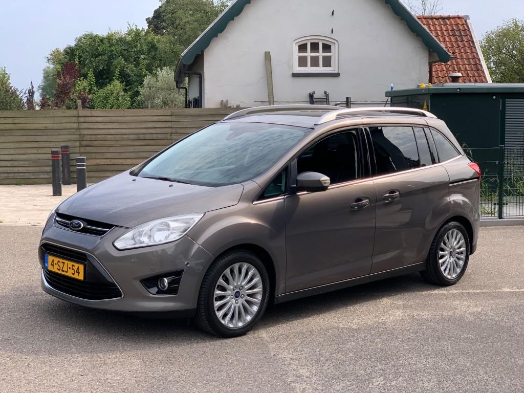 Ford GRAND C-MAX GRAND C-MAX 1.0ECOBOOST 125 PK  7 PERSOONSM, Voorwielaandrijving, 125 pk, Gebruikt, Huisgarantie