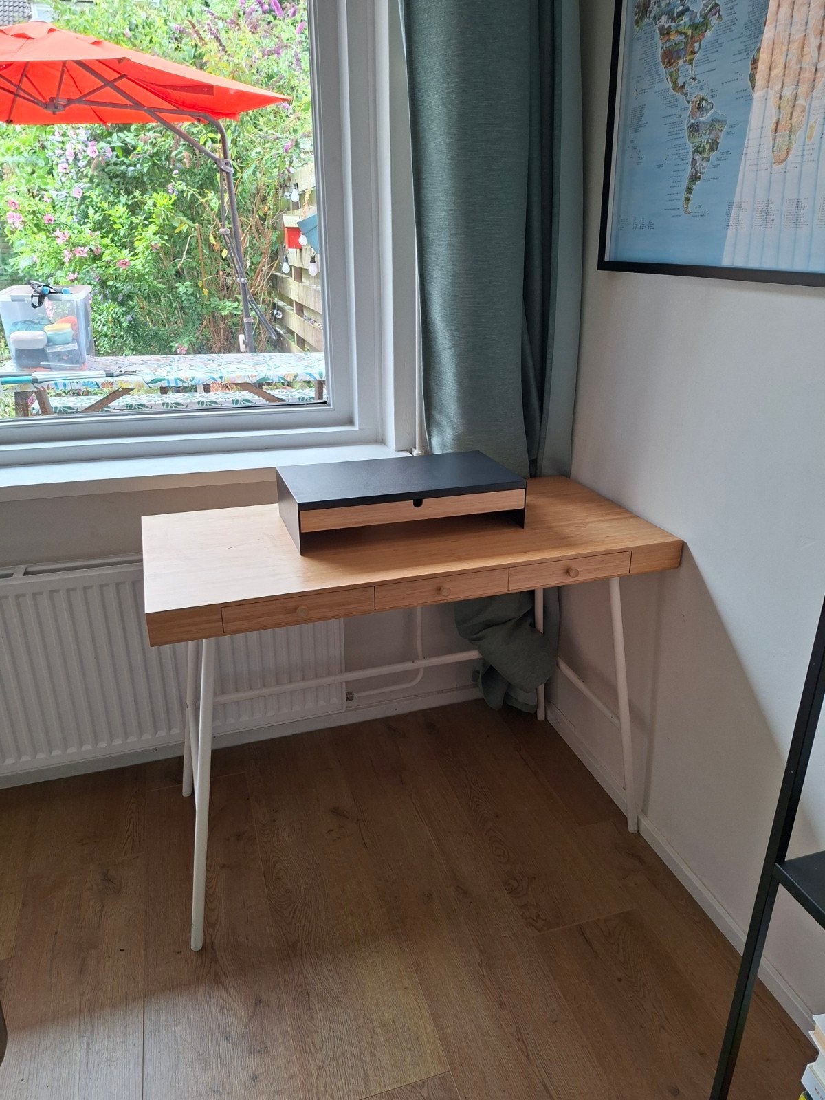 IKEA LILLÅSEN bureau 120 cm × 49 cm, Huis en Inrichting, Bureaus, Ophalen, Met lades, Gebruikt, Scandinavisch