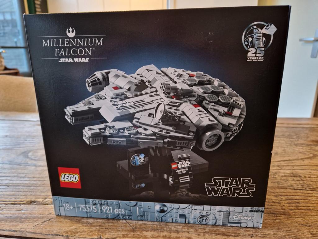 Lego 75375 millennium falcon, Ophalen of Verzenden, Zo goed als nieuw
