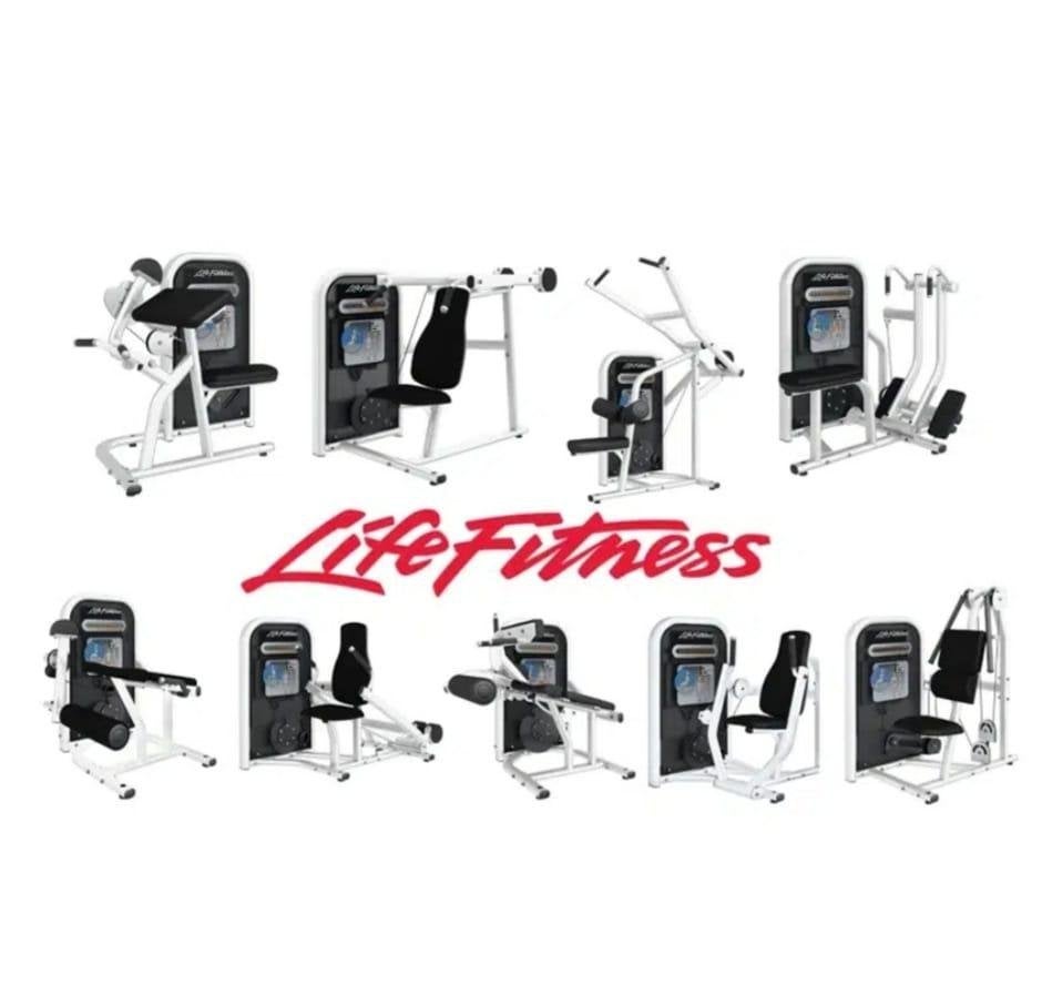 Life Fitness Circuit serie (witte uitvoering), Sport en Fitness, Fitnessapparatuur, Gebruikt, Krachtstation, Armen, Benen, Borst
