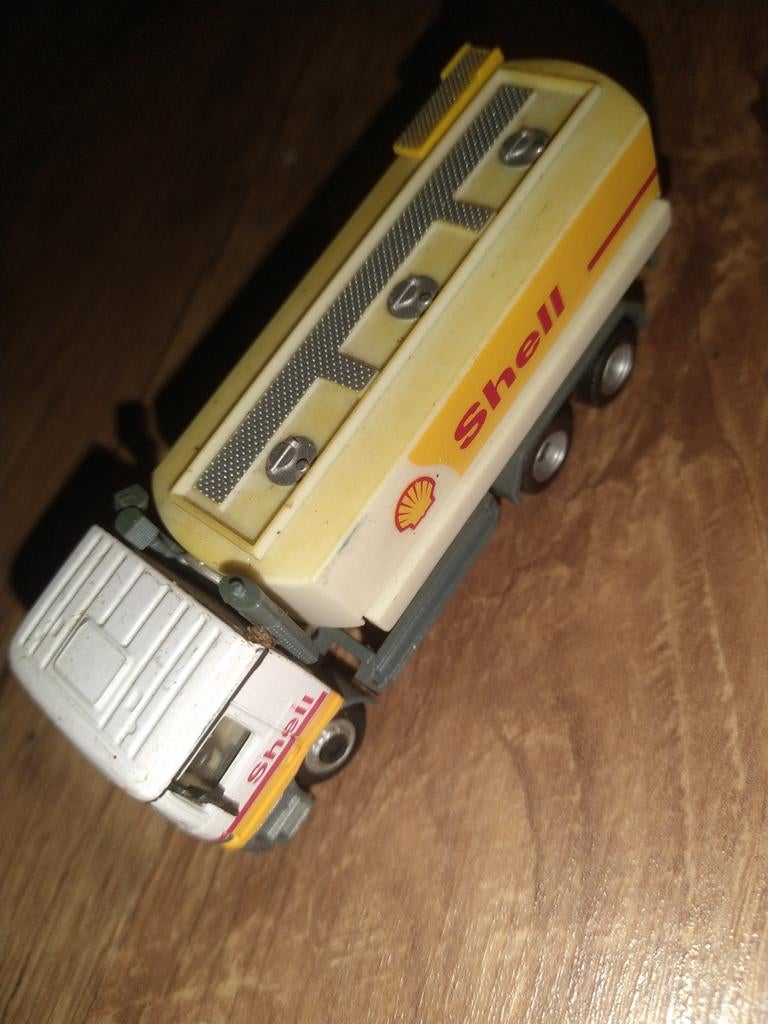 Matchbox klassieke Shell-tankwagen, Hobby en Vrije tijd, Modelauto's | 1:50, Ophalen of Verzenden, Gebruikt, Bus of Vrachtwagen