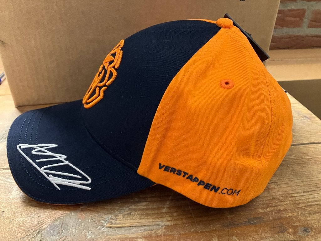 ✅ Max Verstappen Orange Lion Fancap 2025 Red Bull Racing, Ophalen of Verzenden, Nieuw, Formule 1