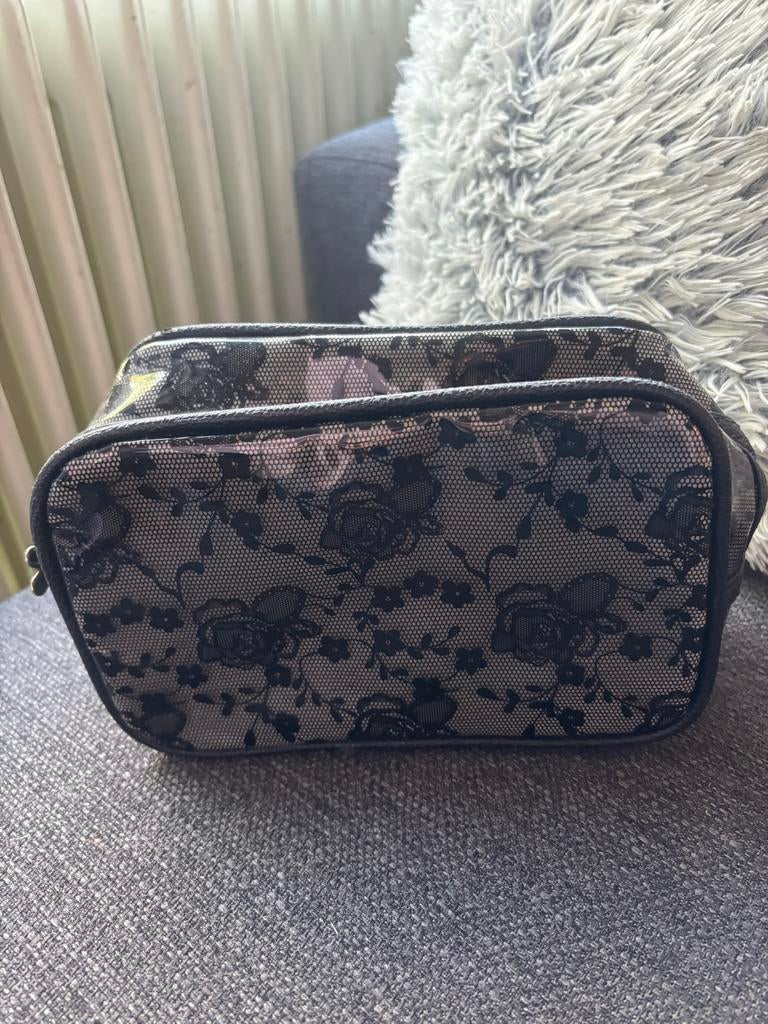 Make up tasje met bloemenprint, Ophalen of Verzenden, Gebruikt, Zwart, Softcase