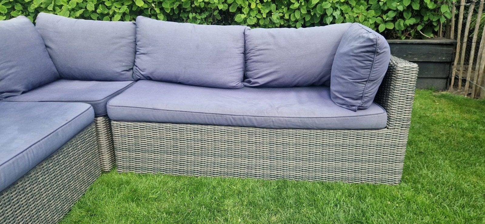 Wicker hoekloungeset met kussens - 230x230 cm, Verzenden, Gebruikt, Wicker