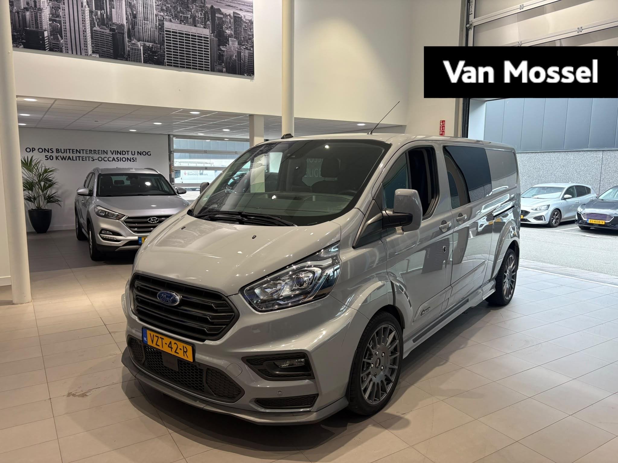 Ford Transit Custom 320 2.0 TDCI L2H1 MS-RT Limited DC CAMER, Auto's, Bestelauto's, Euro 6, 4 cilinders, Origineel Nederlands