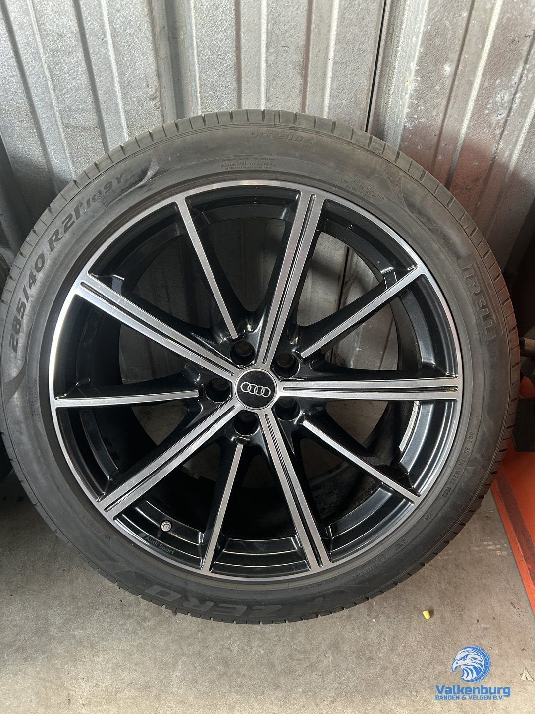 Originele Audi Q7 SQ7 Audi Sport 4M 21 inch TPMS zwarte velg, Gebruikt, -, 285 mm, -