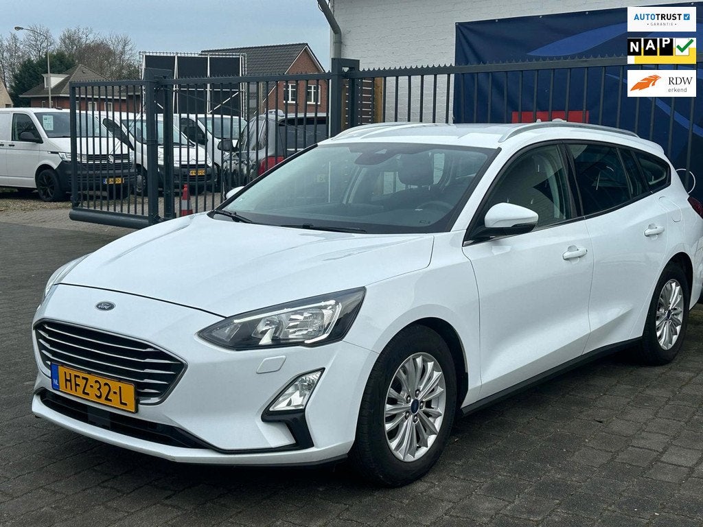 Ford Focus Wagon 1.5 EcoBlue ST Line Business / AIRCO / NAVI, Auto's, Ford, Automatische klimaatregeling, Gebruikt, Euro 6, 4 cilinders