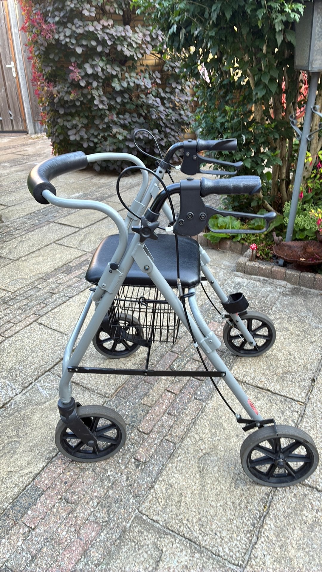 Stevige rollator., Diversen, Ophalen, Gebruikt