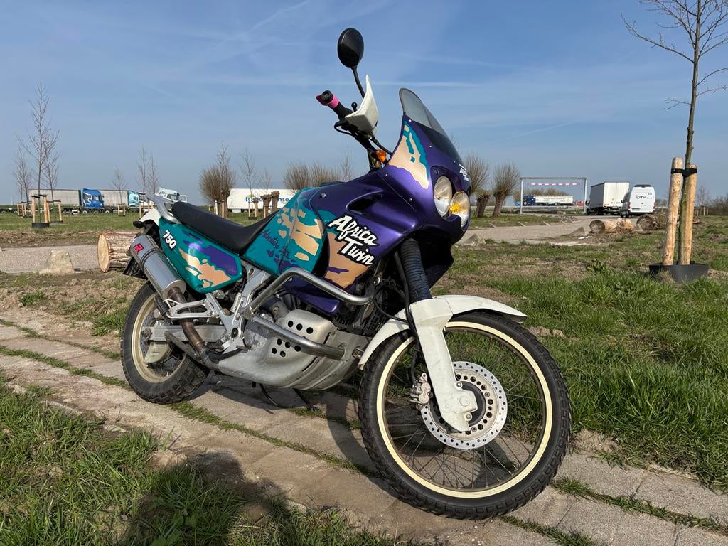 Honda Africa Twin XRV750 - 1993 - Klaar voor elk avontuur!, Motoren, Motoren | Honda, 750 cc, 2 cilinders, Motorrijbewijs A, Gebruikt