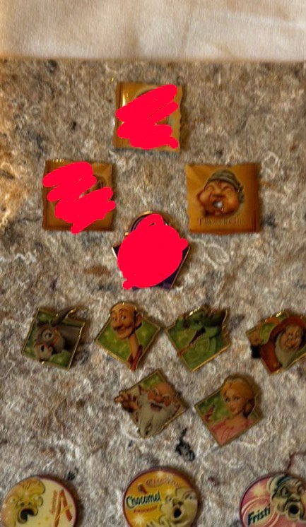 Leuke Efteling pins met gerecycelde Efteling kleding, Ophalen of Verzenden, Zo goed als nieuw