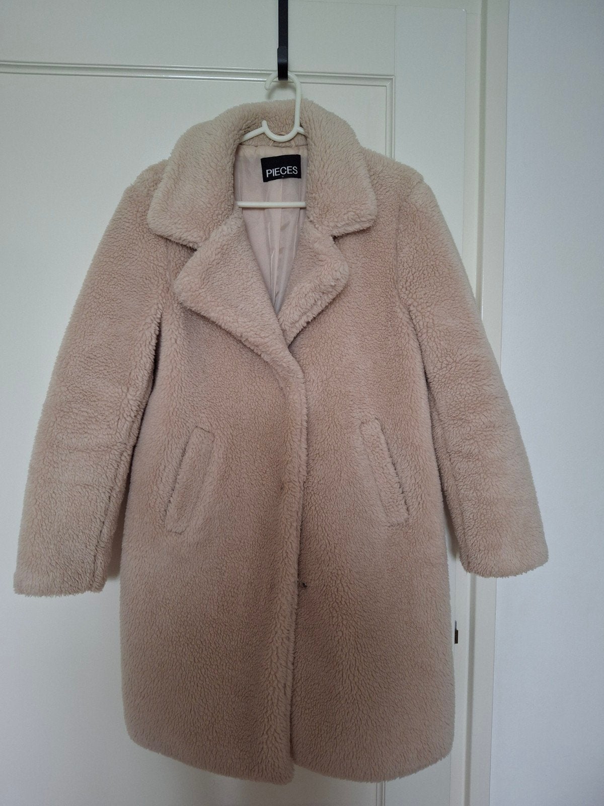 Teddyjas maat 38 Pieces, Maat 38/40 (M), Beige, Ophalen of Verzenden, Zo goed als nieuw