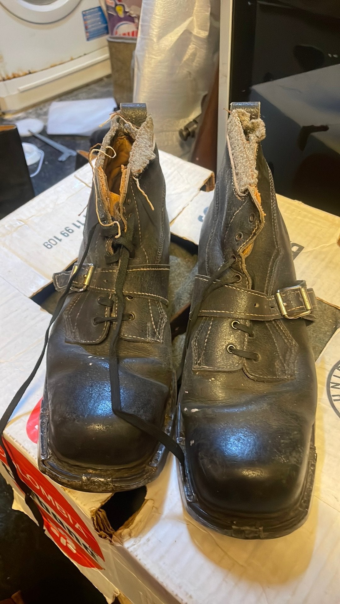 Duitse schoenen 2, Verzamelen, Militaria | Tweede Wereldoorlog, Ophalen of Verzenden, Duitsland, Kleding of Schoenen