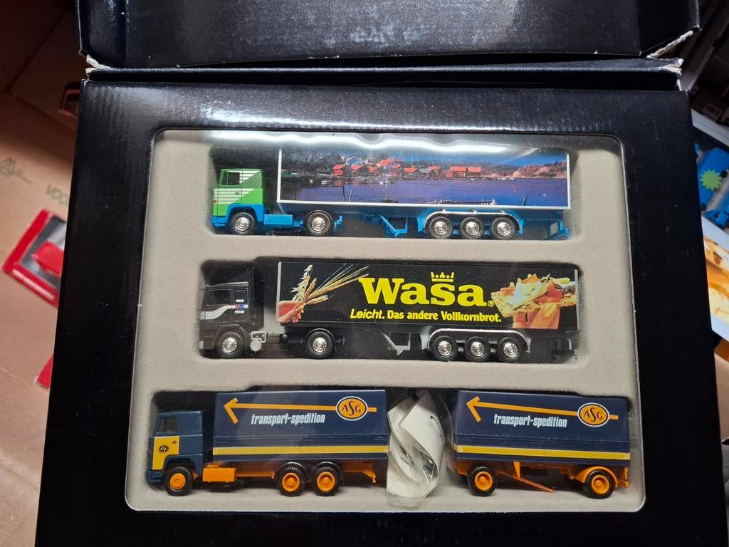 Scandinavië set albedo, Hobby en Vrije tijd, Modelauto's | 1:87, Ophalen of Verzenden, Gebruikt, Bus of Vrachtwagen, Herpa