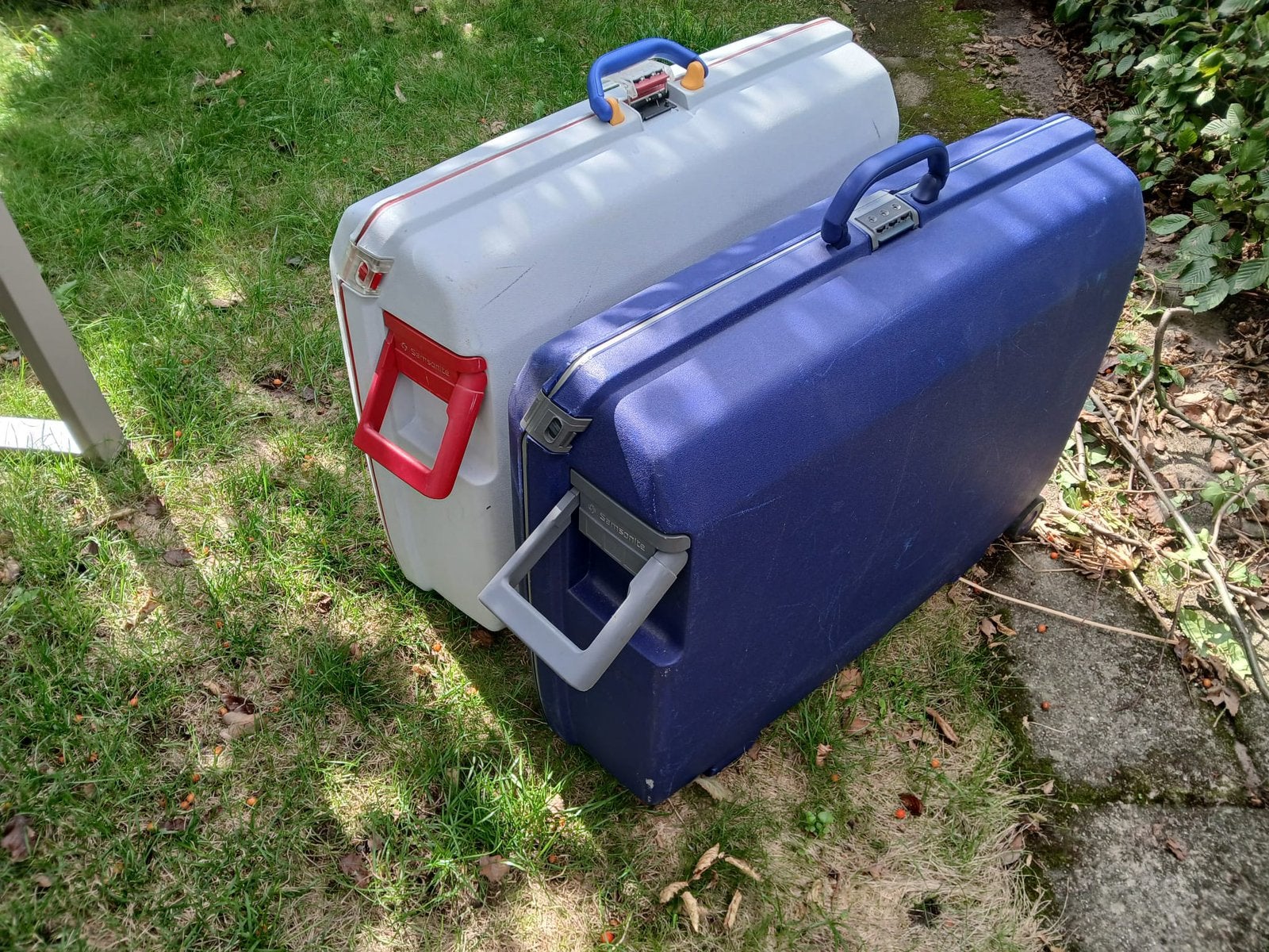 2 grote degelijke samsonite koffers, Sieraden, Tassen en Uiterlijk, Hard kunststof, 45 tot 55 cm, Zo goed als nieuw, 70 cm of meer