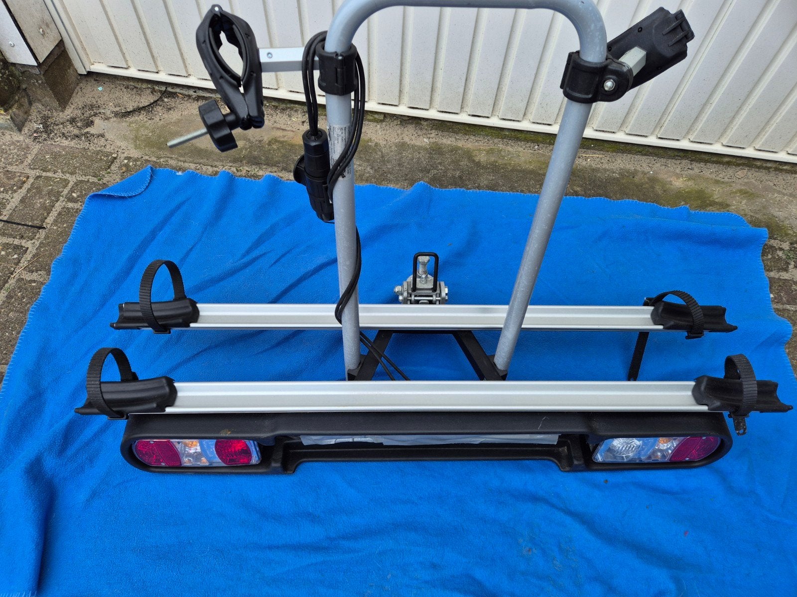 Kantelbare Fietsendrager voor 2 elektrische fietsen, Ophalen, Nieuw, 2 fietsen, Trekhaakdrager