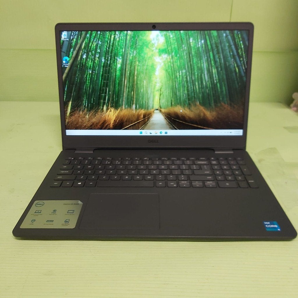 Dell Vostro 3500 - i5-11e 8GB - 256GB, Ophalen of Verzenden, Zo goed als nieuw