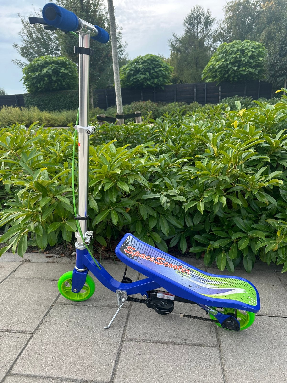 Space scooter Junior, Fietsen en Brommers, Ophalen of Verzenden, Zo goed als nieuw