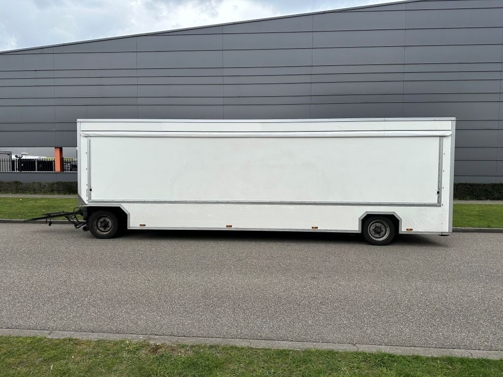 Foto 9 van Zéér nette snoepverkoopwagen te koop!!