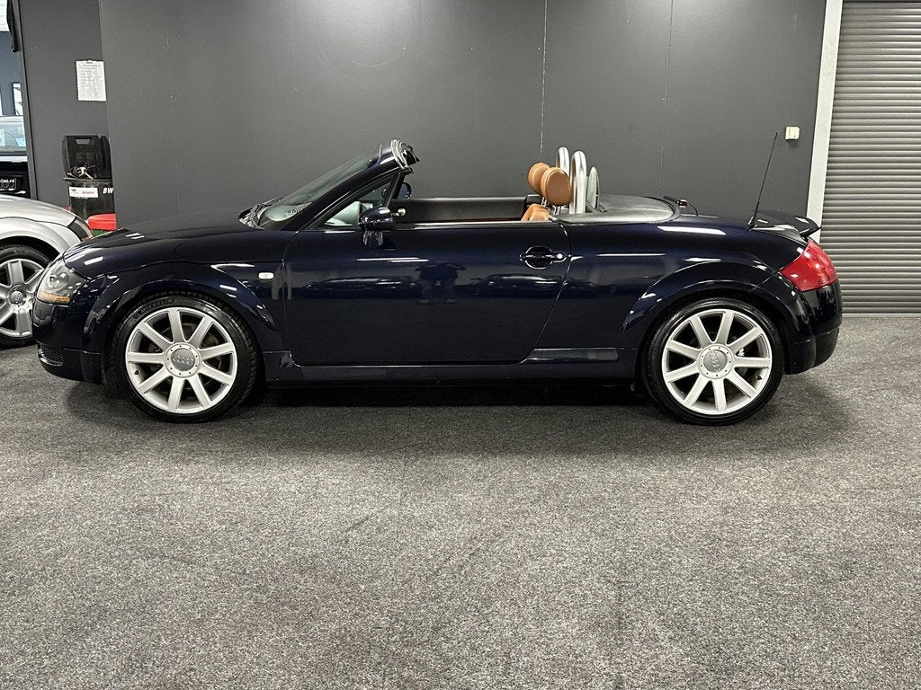 Audi TT Roadster 1.8 5V Turbo quattro 180PK Unieke Kleur NL, Auto's, TT, Cabriolet, Leder en Stof, Handgeschakeld