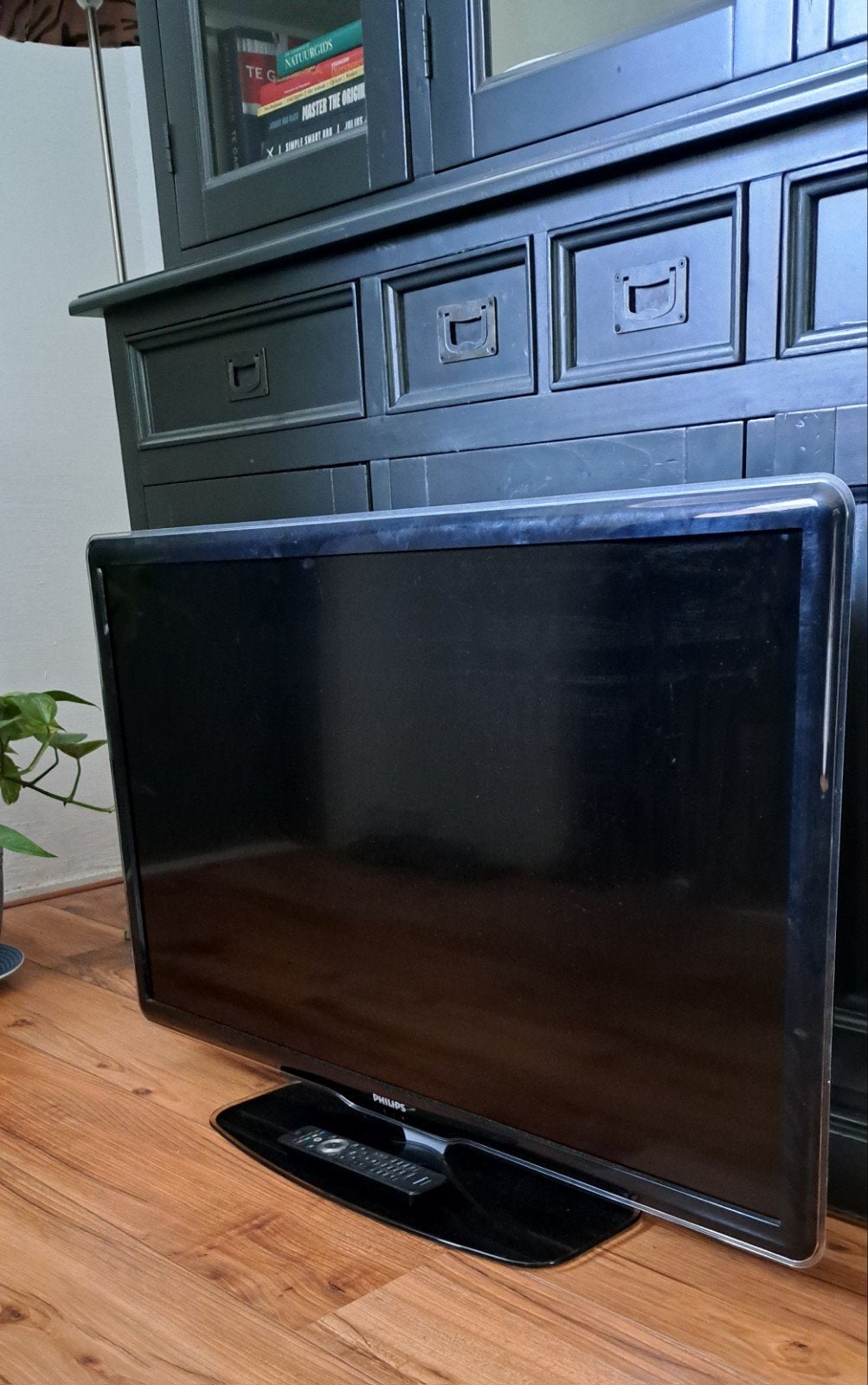 Philips LCD TV - 80 cm - Gebruikt, Ophalen, Philips, Gebruikt, 50 Hz