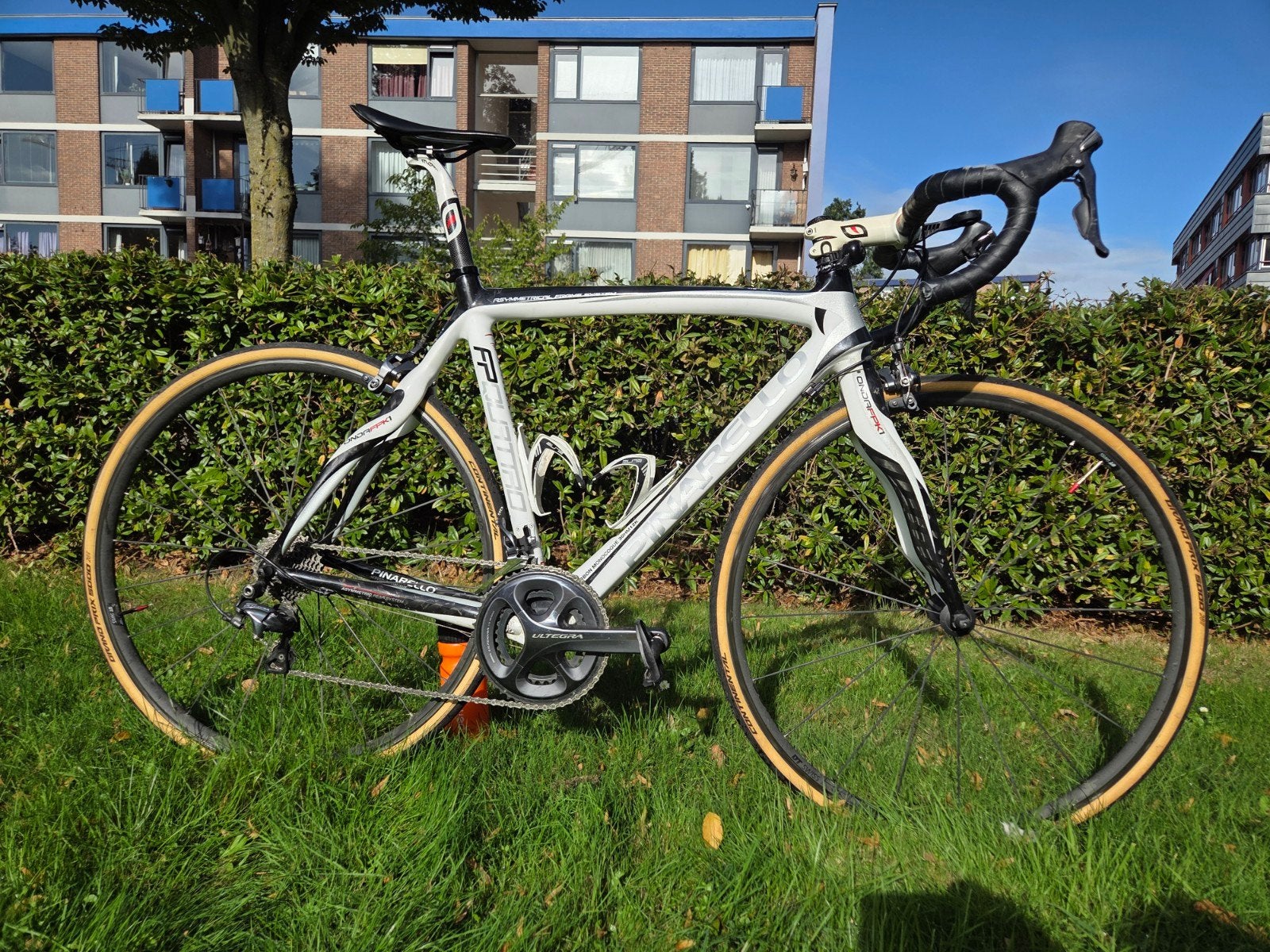 Pinarello FP Quattro racefiets - Ultegra + powermeter, 28 inch, Carbon, Zo goed als nieuw, Meer dan 20 versnellingen