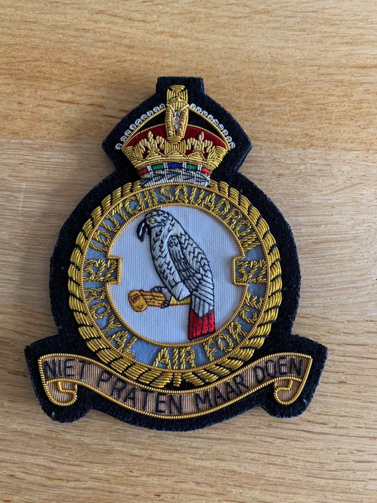 322 squadron pilot patch F16 (Bluetang), Verzenden, Luchtmacht, Nederland, Embleem of Badge