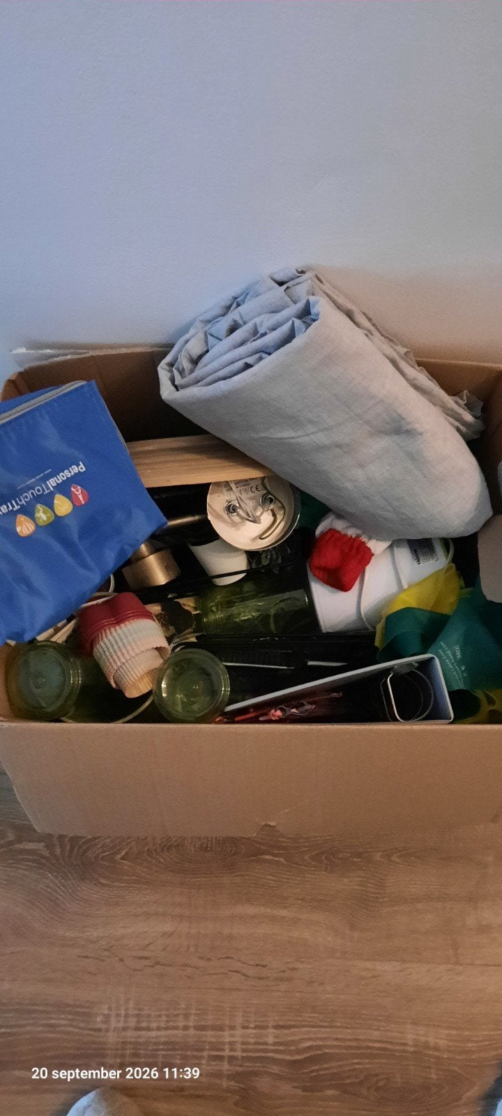 gratis ! Verhuisdoos vol spulletjes !, Ophalen, Gebruikt