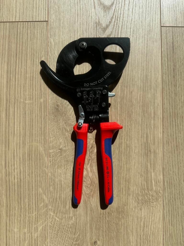Knipex kabelschaar 95 31 280, Ophalen of Verzenden, Zo goed als nieuw