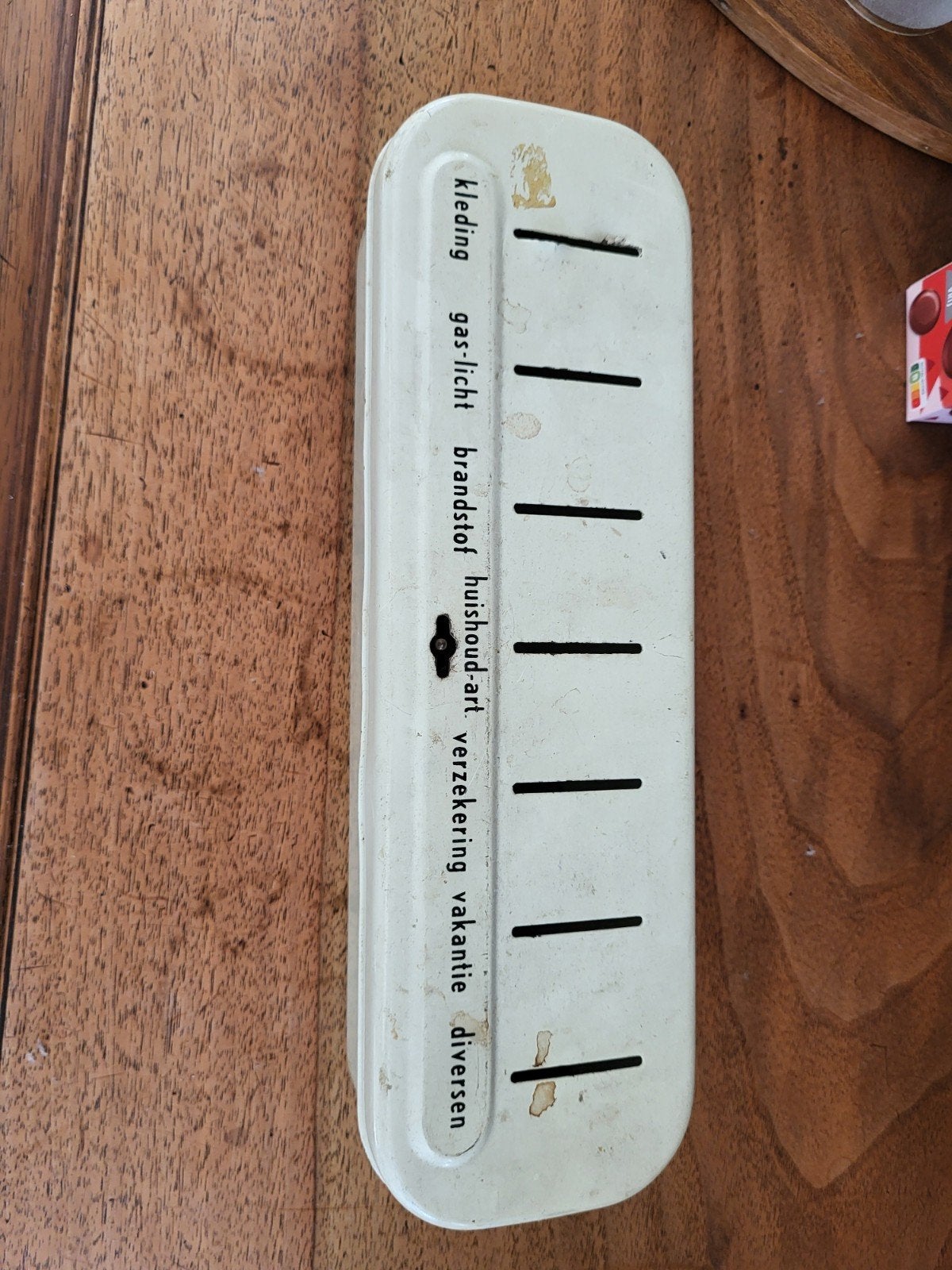 Vintage spaarpot/geldkistje met vakjes en sleutel, Ophalen of Verzenden