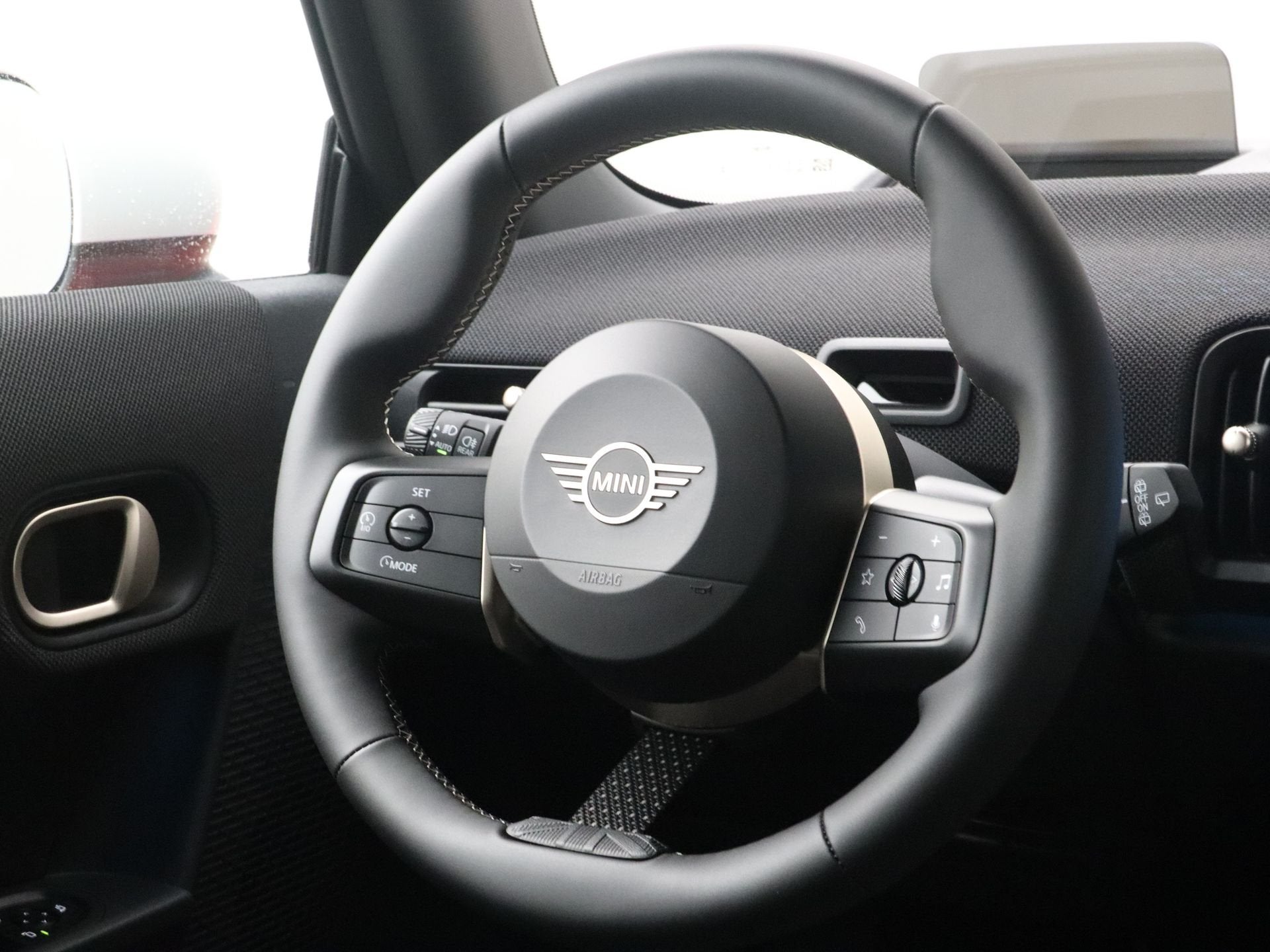 MINI Cooper C Oxford Edition Pakket S PRIVATE LEASE EUR 623,, Auto's, Zwart, 156 pk, 4 stoelen, Bedrijf