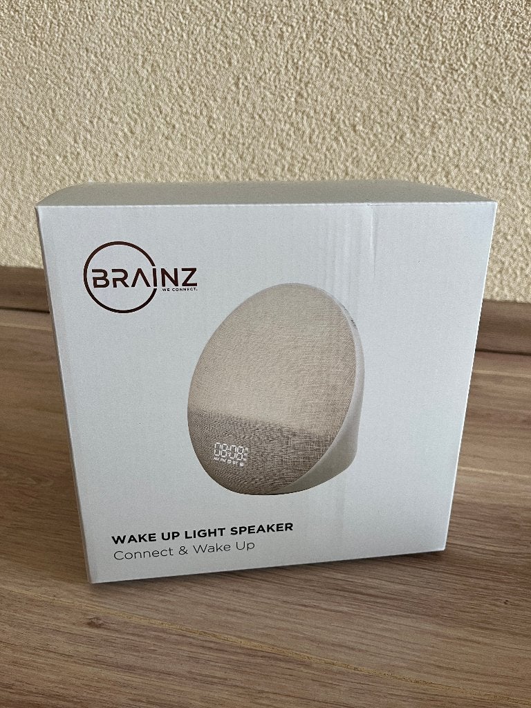 Brainz Wake Up Light & Bluetooth Speaker - Nieuw in doos, Ophalen of Verzenden, Nieuw, Digitaal