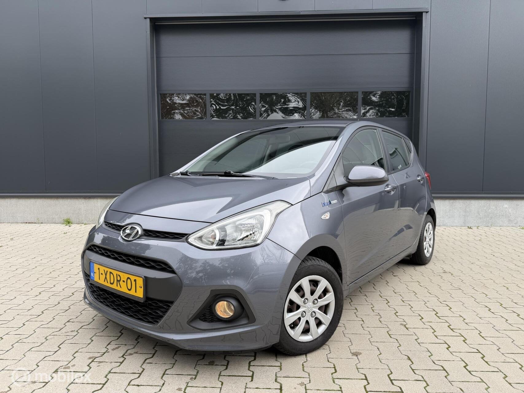 Hyundai i10 1.0i i-Motion Comfort NW APK 1e EIG NW Koppel, Euro 5, Stof, Gebruikt, 31 €/maand
