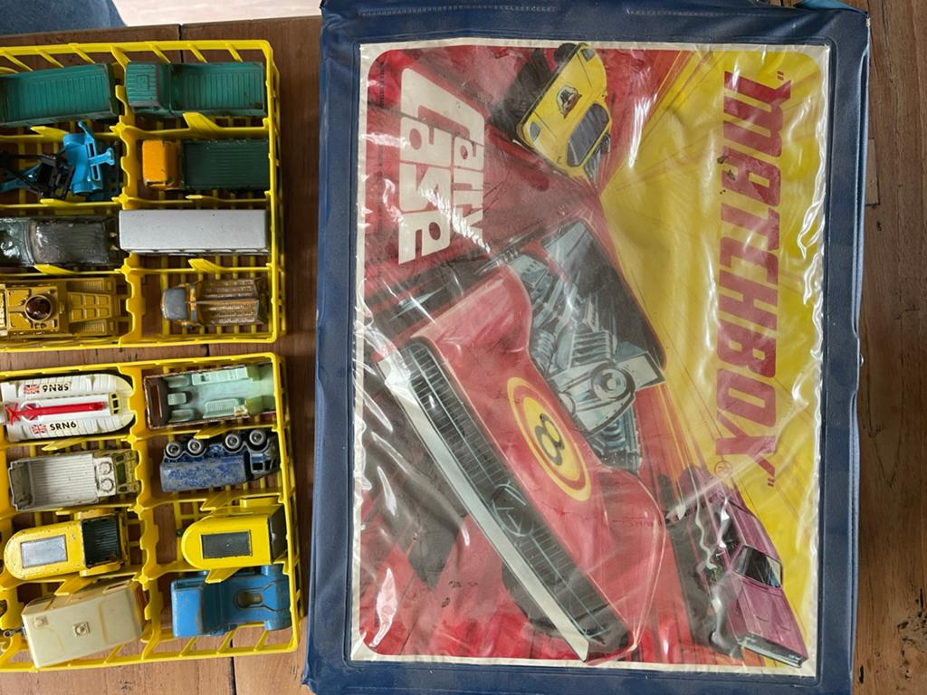 Matchbox koffer met autootjes., Ophalen