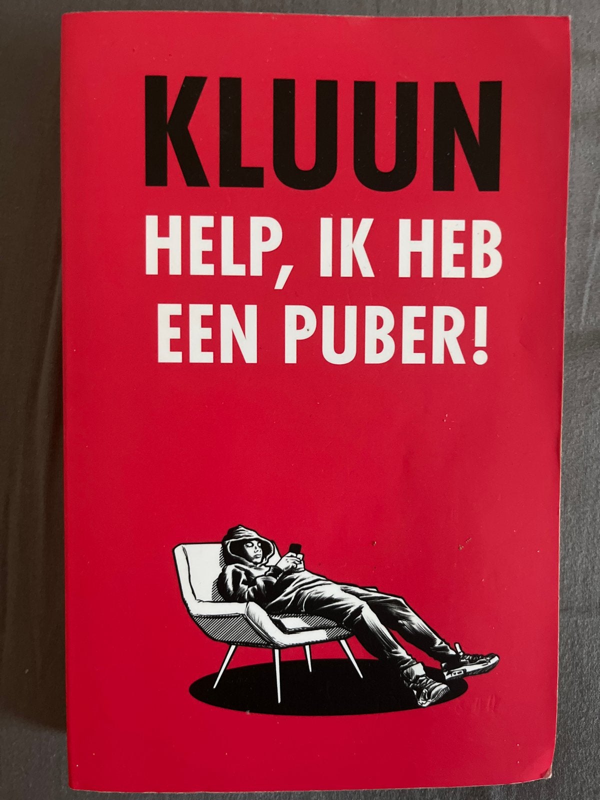 Kluun - Help, ik heb een puber! (Boek), Ophalen of Verzenden, Gelezen, Opvoeding vanaf 10 jaar
