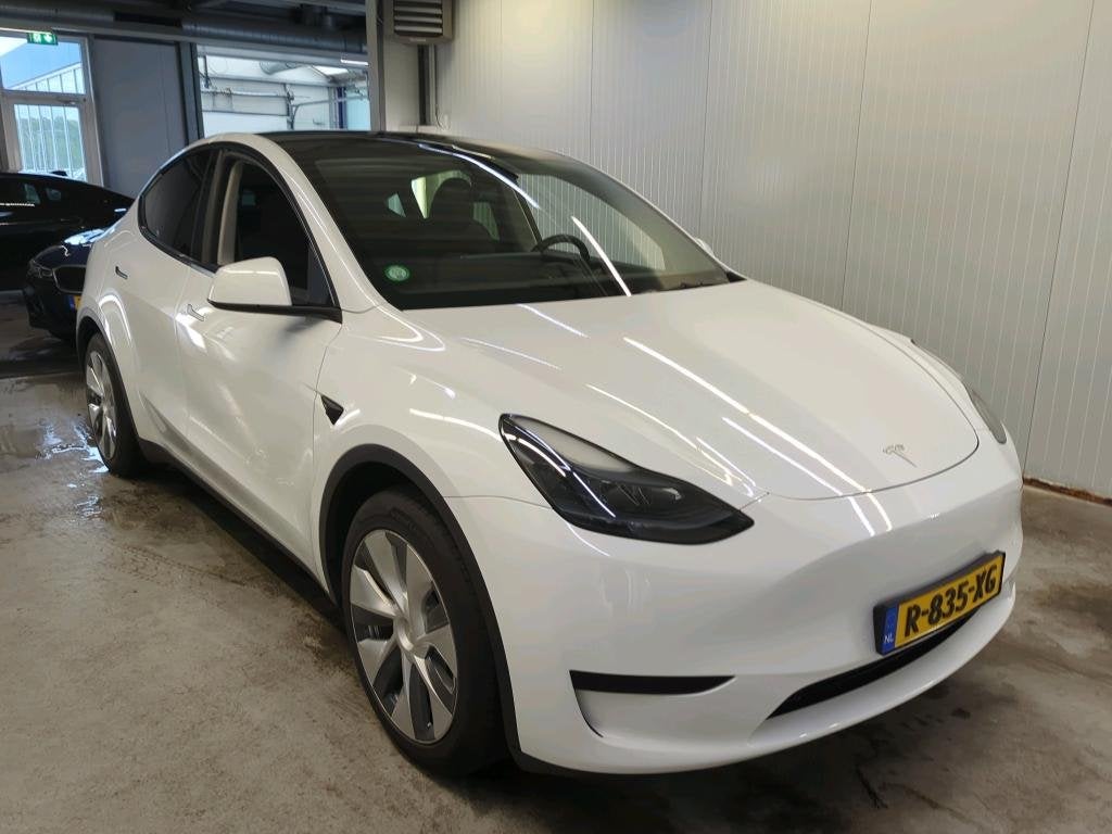 Foto 3 van Tesla Model Y Standard RWD Plus 91% SoH [ TREKHAAK+LFP ACCU+