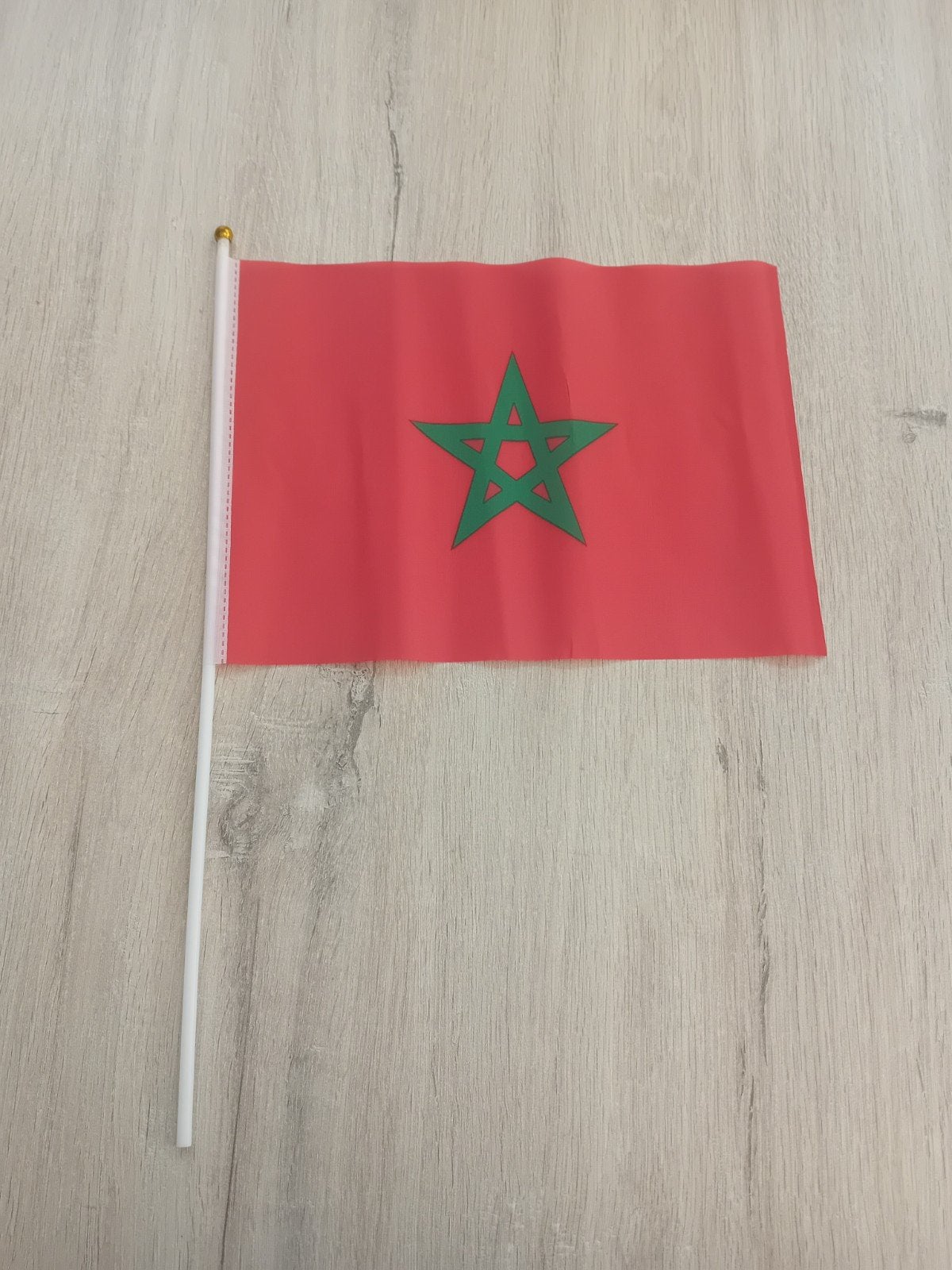Marokkaanse mini vlag, Ophalen