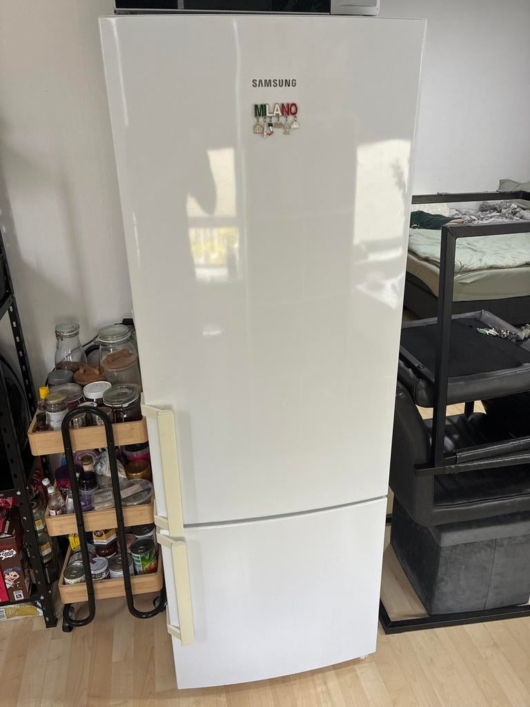 Samsung koelkast met vriesvak - werkt perfect!, Ophalen, Gebruikt, 60 cm of meer, Met aparte vriezer