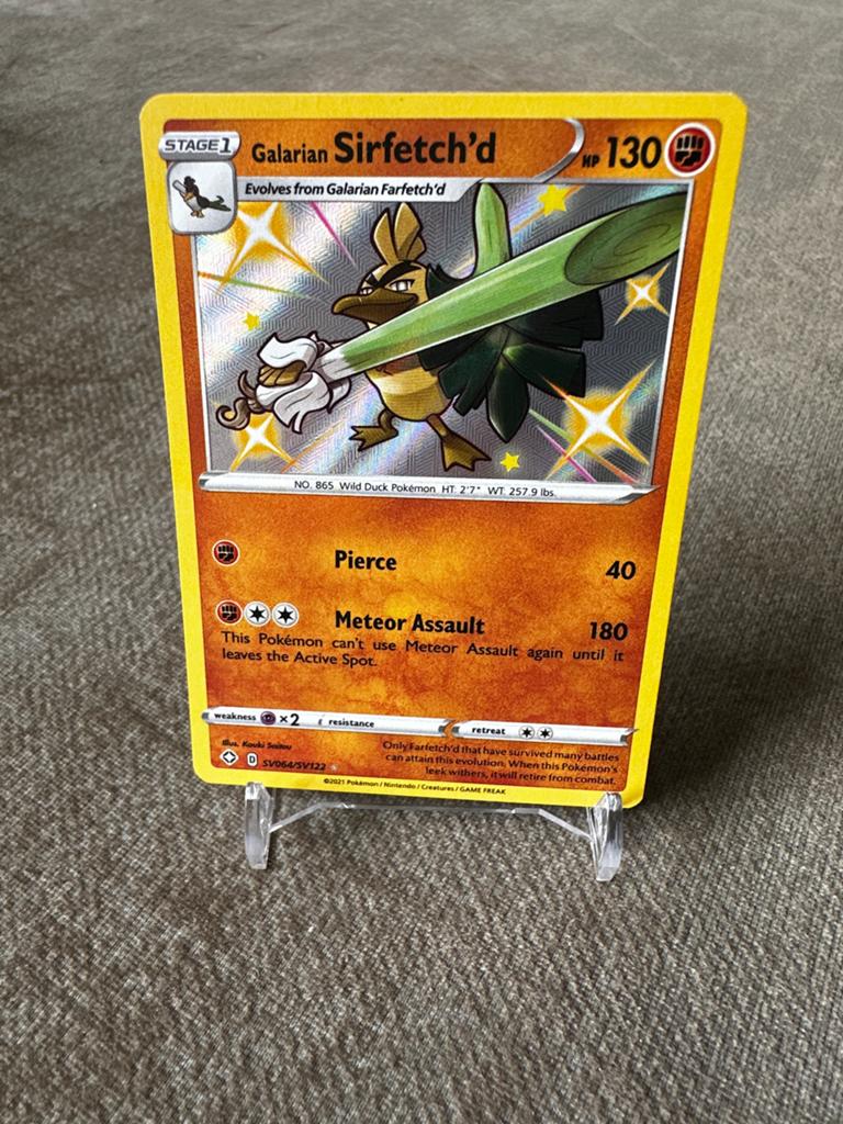 Galarian Sirfetch’d SV064/SV122 Shining Fates Shiny Vault, Ophalen of Verzenden, Zo goed als nieuw, Losse kaart, Foil