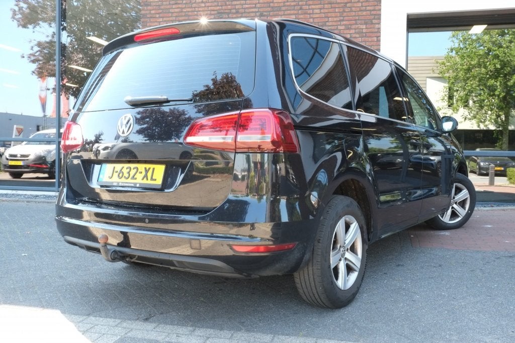 Volkswagen Sharan 2.0 TDI DSG Comfortline 7p EURO6 | Trekhaa, Auto's, Volkswagen, Automaat, Gebruikt, Euro 6, 150 pk