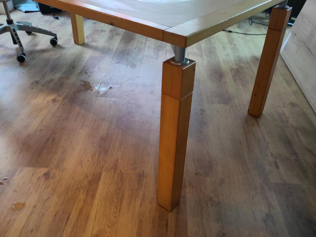 stevige Lundia tafel, Ophalen, Gebruikt, 50 tot 100 cm, Vijf personen of meer