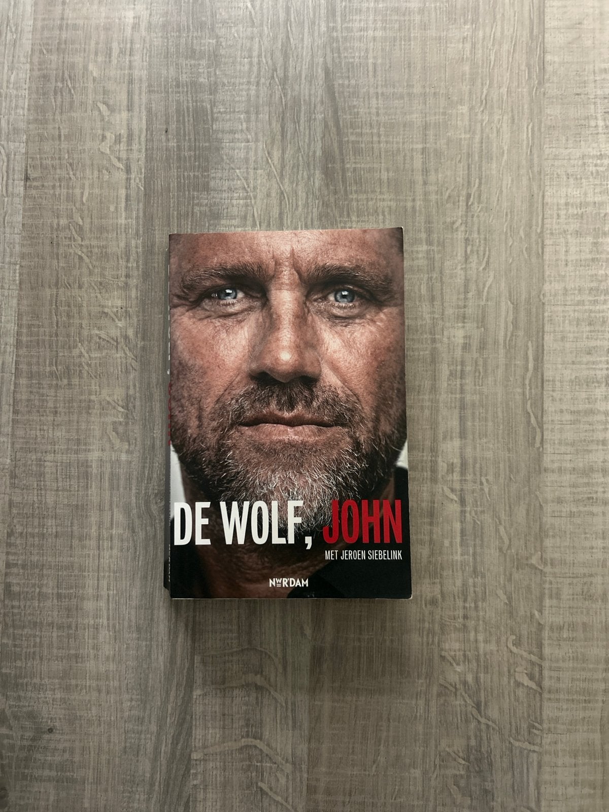 De Wolf, John - Biografie van een voetbalicoon, Boeken, Ophalen of Verzenden, Gelezen, Sport