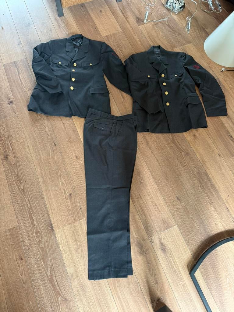 Vintage PTT pak - 2 jassen en broek, Antiek en Kunst, Antiek | Kleden en Textiel, Ophalen of Verzenden