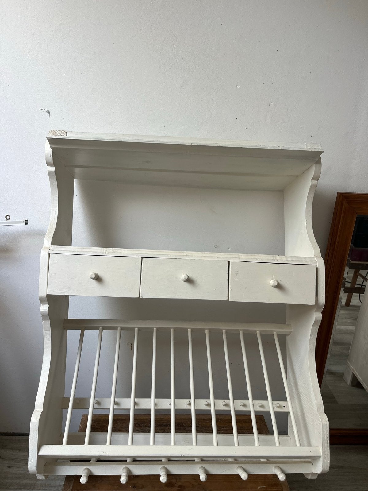 Zelfgemaakt bordenrek met lades en haken, Huis en Inrichting, Ophalen of Verzenden, Gebruikt
