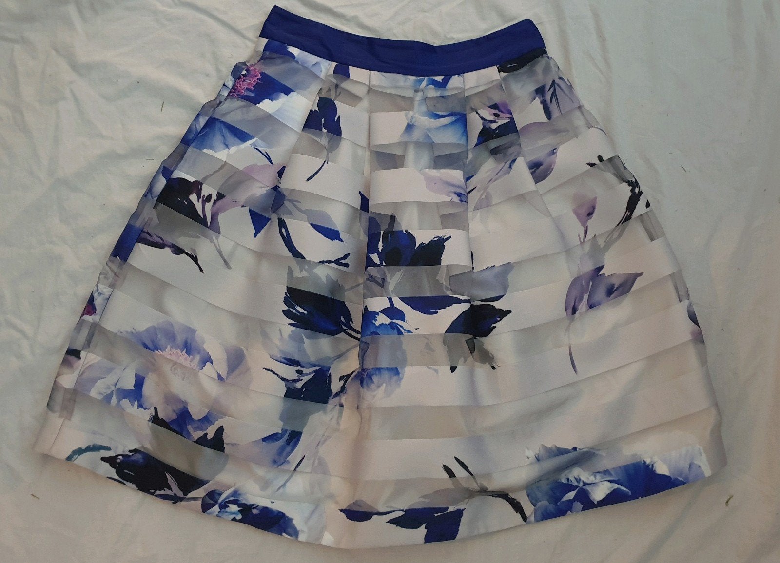 Mooie blauw/wit gebloemde Steps rok, Kleding | Dames, Rokken, Blauw, Ophalen of Verzenden, Knielengte, Steps
