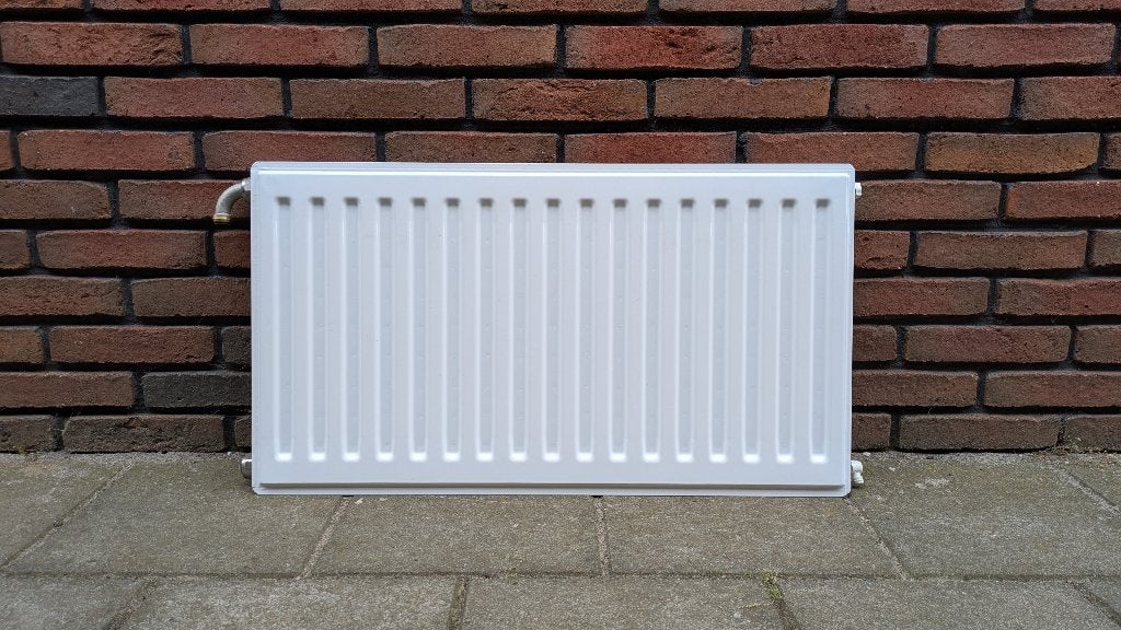 Kleine / lage / compacte type 11 radiator (afm. 72 x 40 cm), Ophalen, 30 tot 80 cm, Radiator, Zo goed als nieuw