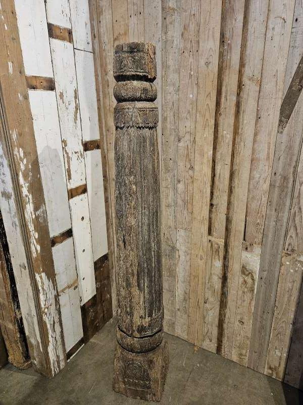 oude pilaar,kandelaar ``WOONWINKEL RUSTIEK``, Ophalen, Hout, Kandelaar